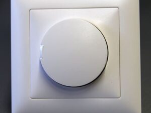 Drehdimmer UP EDUE 60-1000 Watt